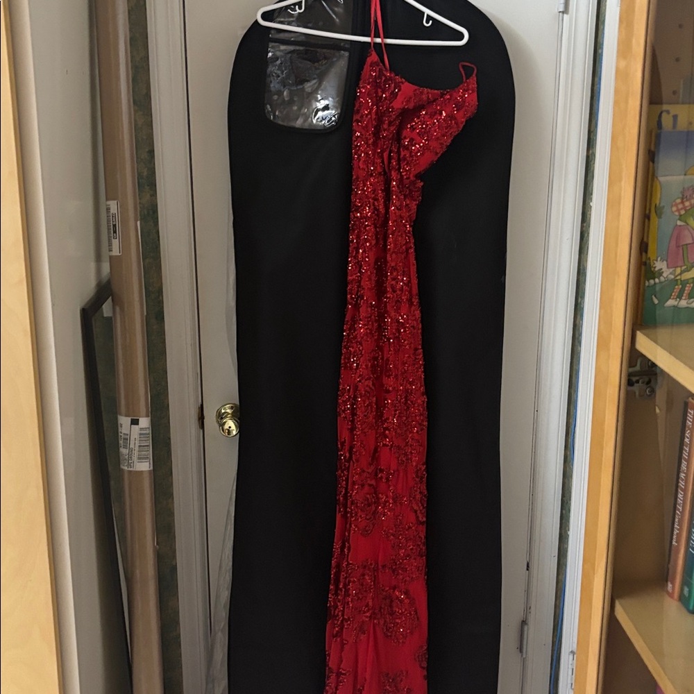 Blondie Nites Red One-Shoulder Gown - Picture 4 of 9